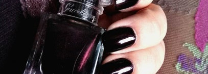 Глубокий, насыщенный лак Guerlain 007  Black  Perfecto