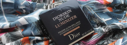 Dior Diorskin Mineral Nude Luminizer Shimmering Glow Powder в оттенках 01 и 02