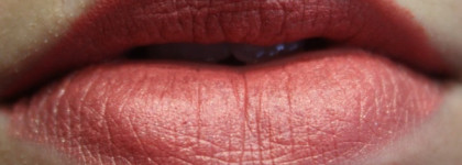 А сильная ли привязанность к Faberlic Perfect Lipstick «Стойкий поцелуй» №4645 "Сильная привязанность"