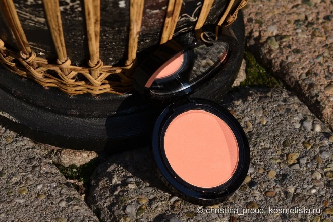 Румяна Giorgio Armani Cheek Fabric Sheer Blush 305 Dolci