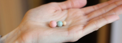 Индийская шкатулка метеоритов Guerlain Météorites Perles de Légende Light-Revealing Pearls of Powder