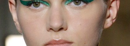 Какие они, стрелки от самого известного визажиста в мире? Valentino и Пэт Макгрет