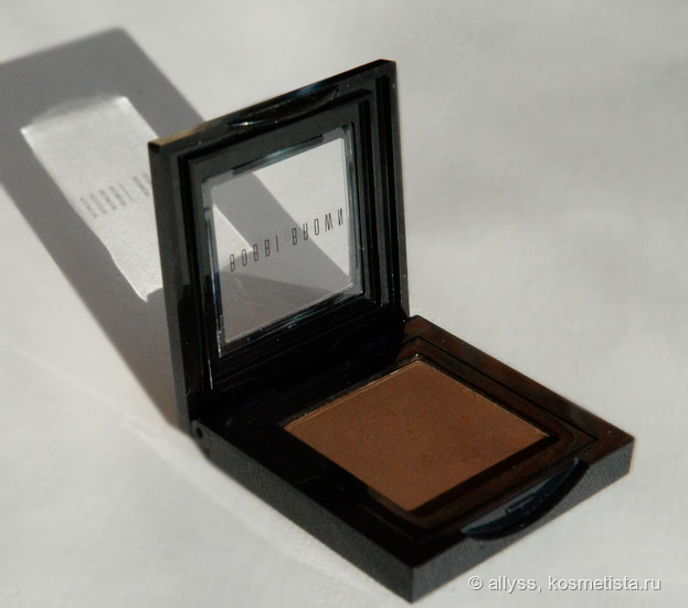 Матовые тени Rich Brown  и Slate Bobbi Brown, подойдут наверное всем