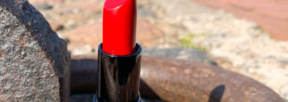 Французский красный - Parisian Red Luxe Lip Color Bobbi Brown