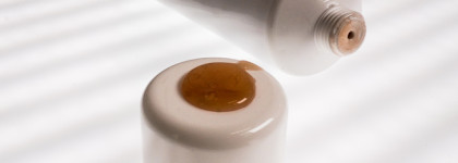 Отшелушивающая и омолаживающая маска-пленка Micro Biocellulaire Guam