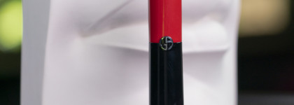 Летний хит - Giorgio Armani Lip power long wear vivid color lipstick (splendid 303)