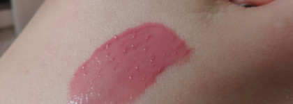 NYX Butter Lip Gloss в оттенках: Angel Food Cake и Maple Blondie