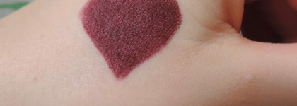 Матовая помада с блестящим сюрпризом NYX Full Throttle Lipstick - Loaded