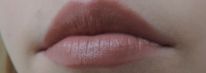 Clinique Long Last Lipstick в оттенке Creamy Nude 03