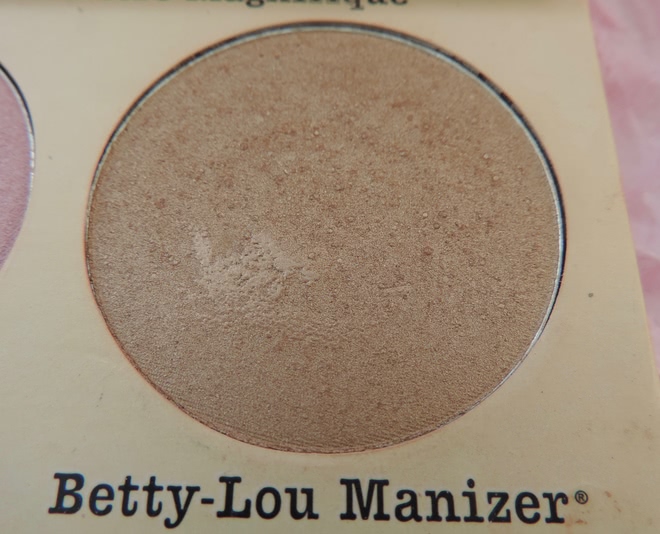 The Manizer Sisters от The Balm - контурирование хайлайтерами?