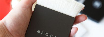 Королева кистей: Becca The One Perfecting Brush