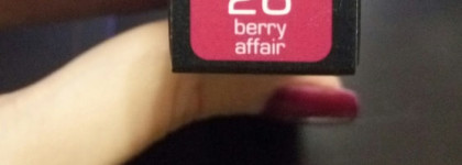 "Черный" кардинал Liquid Lipstick berry affair от Artdeco, полон сюрпризов