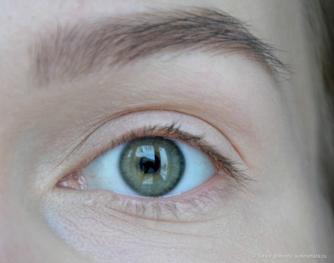 Яркий макияж глаз с пигментами Tammy Tanuka. Фотоурок