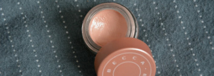 Маскируемся вместе с Becca Under Eye Brightening Corrector