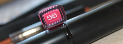 Блеск для губ с эффектом увеличения Artdeco Hydra Lip Booster 55