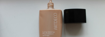 Два брата ArtDeco Long-lasting Foundation и ArtDeco Nude Foundation