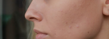 Два брата ArtDeco Long-lasting Foundation и ArtDeco Nude Foundation