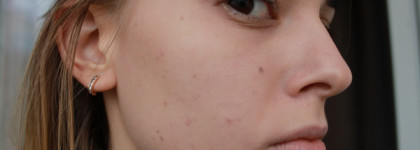Два брата ArtDeco Long-lasting Foundation и ArtDeco Nude Foundation