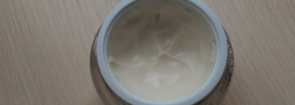 Estee Lauder Revitalizing Supreme