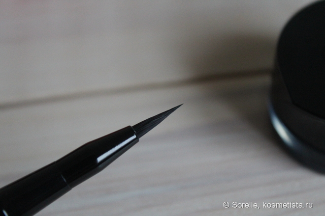 Shiseido Inkstroke Eyeliner BL603  #Kon-ai blue