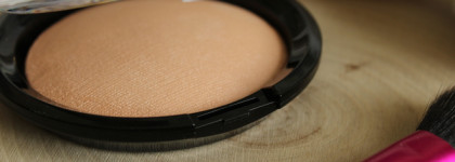 BelorDesign Smart Girl Highlighter Incredible Hollywood тон 02