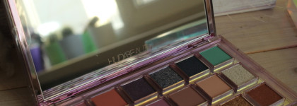 Huda Beauty Mercury Retrograde Eyeshadow Palette