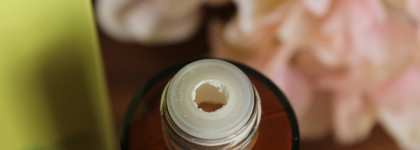 Good molecules: энзимная пудра и гиалуроновая сыворотка