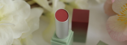 Еще один тающий бальзам: Kaine Glow Melting Lip Balm в оттенке 02 Rosy Plum