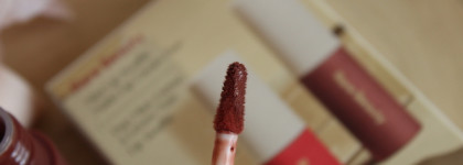 Матовые суфле от Селены Гомес: Rare Beauty Matte Lip Cream в оттенках Fearless и Inspire