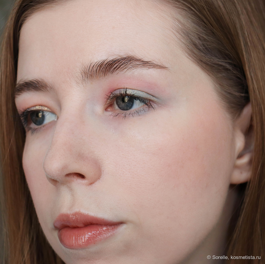 Тон Missha, консилер NYX, пудра Canmake рассыпчатая, румяна Hourglass Vibrant Pink, на глазах Danessa Myricks, тушь Darling, на губах тинт Rom&nd