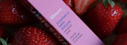 Glossier Strawberry Balm Dotcom