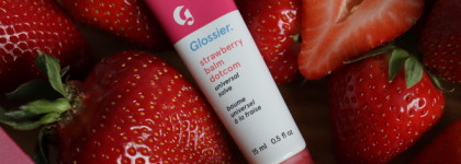 Glossier Strawberry Balm Dotcom