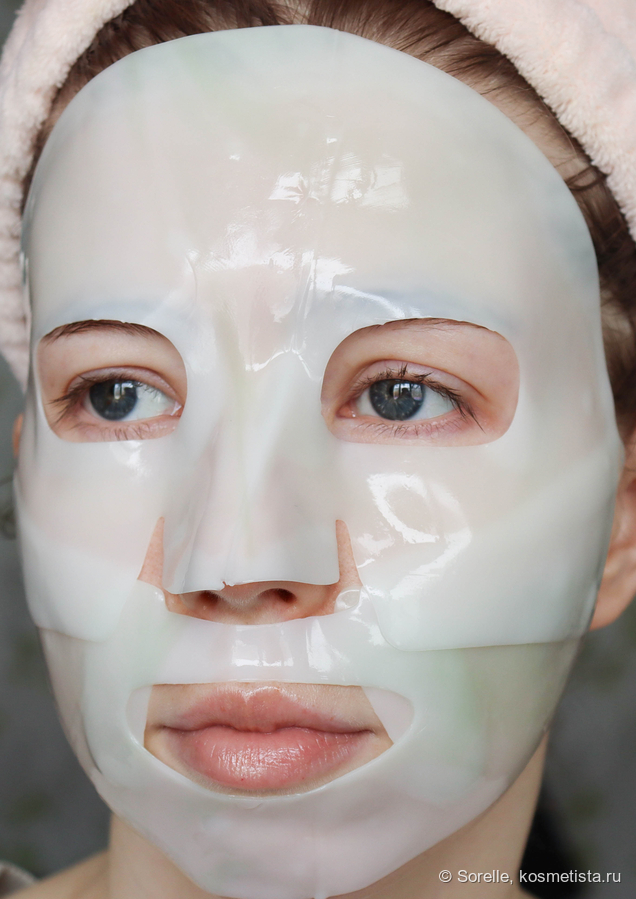 Маска на лице сразу после нанесения