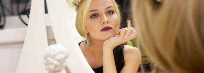 Рождество с Dior. Dior Diorific Mat Velvet Colour Lipstick #880 Fascination