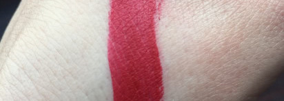 Мой верный красный. Thе Balm Meet Matt(e) Hughes long-lasting liquid Lipstick в оттенке Loyal