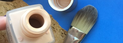 Estee Lauder Double Wear Nude Water Fresh в оттенке 2С1 Pure Beige