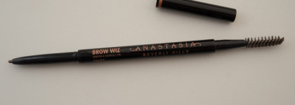 Чем я оформляю брови