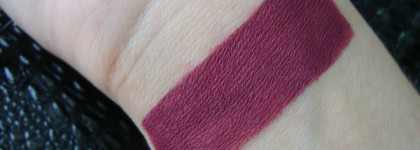 Essence Matt Matt Matt Lipstick #07 Purple Power