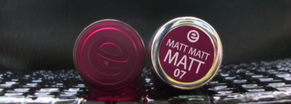 Essence Matt Matt Matt Lipstick #07 Purple Power