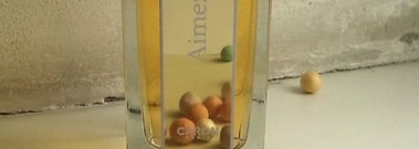 "Любите меня, пожалуйста, как можно сильнее!.. " Caron Aimez-Moi EDP