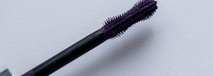 Фиолетовая Pupa Vamp! Extreme Mascara (040 — Audacious Purple)