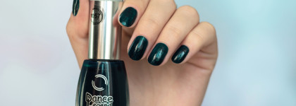 Синий или зеленый? Лак для ногтей Dance Legend Glass 1057
