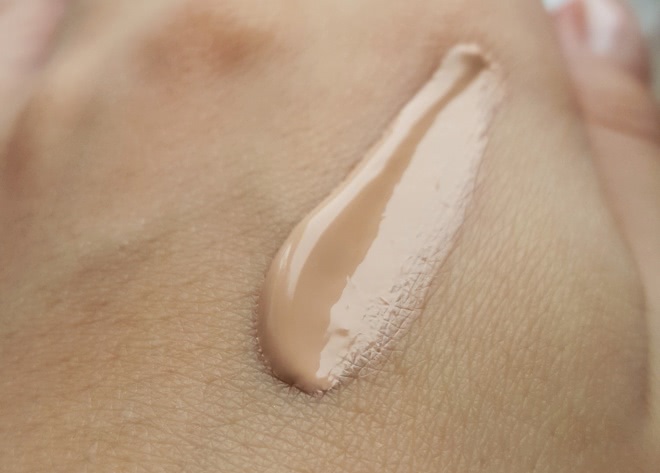 Chanel LES Beiges Teint Belle Mine Naturelle SPF 25