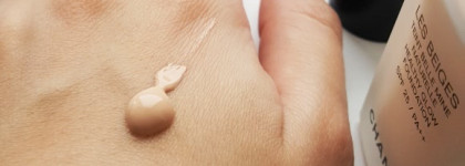 Chanel LES Beiges Teint Belle Mine Naturelle SPF 25