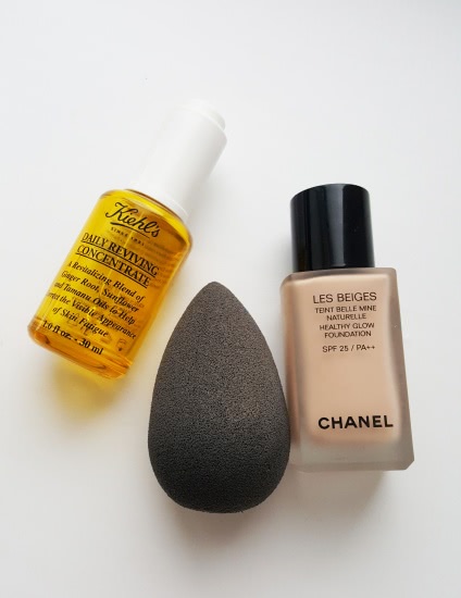 Chanel LES Beiges Teint Belle Mine Naturelle SPF 25
