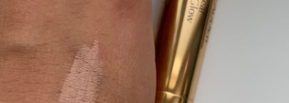 Незаметный и сливающийся с кожей корректор от Estee Lauder, Double Wear Brush-On Glow BB