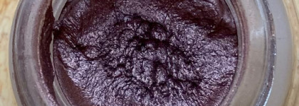 Кремовые тени Eyes to Mesmerise от знаменитой Charlotte Tilbury, оттенок Mona Lisa