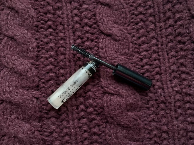 Stay-In-Place Brow Gel Прозрачный гель для фиксации бровей от Estee Lauder и его бюджетный аналог от Vivienne Sabo