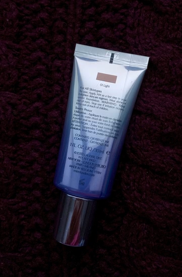 Estee Lauder Enlighten Even Effect Skintone Corrector SPF 30 в оттенке 01
