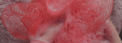 Аромат весны вместе с британской розой от The Body Shop